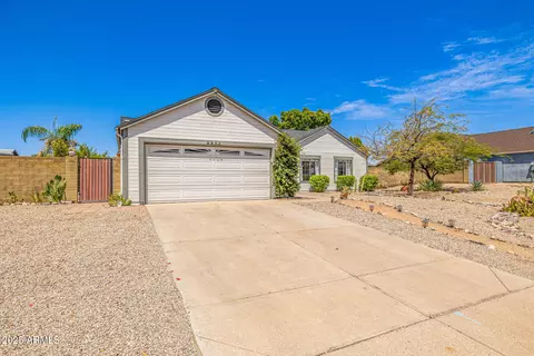 6636 E Ivyglen St, Mesa, AZ 85205 photo 2