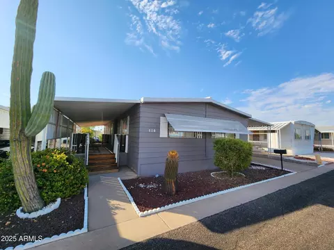 300 S Val Vista Dr #218, Mesa, AZ 85204