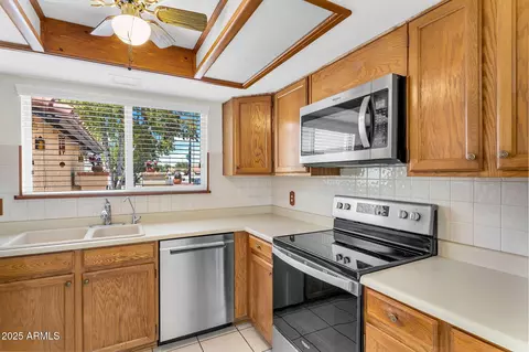 Kitchen - 2249 E Flossmoor Ave, Mesa, AZ 85204 photo 3 of 3
