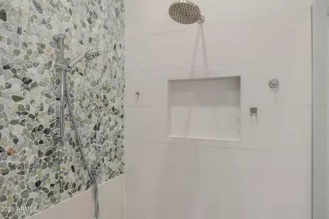Bath - 5345 E Mclellan Rd #119, Mesa, AZ 85205 photo 5 of 8
