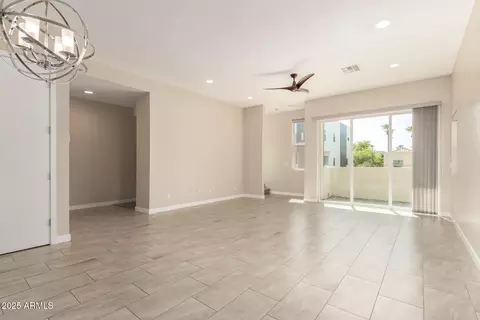 325 E Coronado Rd #10, Phoenix, AZ 85004 photo 3