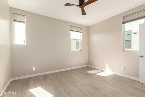 325 E Coronado Rd #10, Phoenix, AZ 85004 photo 12
