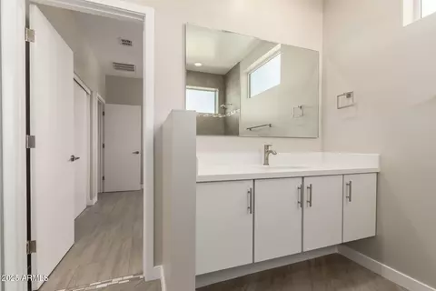 325 E Coronado Rd #10, Phoenix, AZ 85004 photo 21