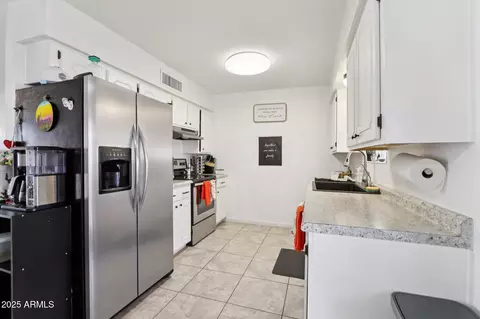 Kitchen - 9510 E Duncan St, Mesa, AZ 85207 photo 1 of 3