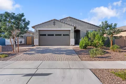 17320 W Red Fox Rd, Surprise, AZ 85387