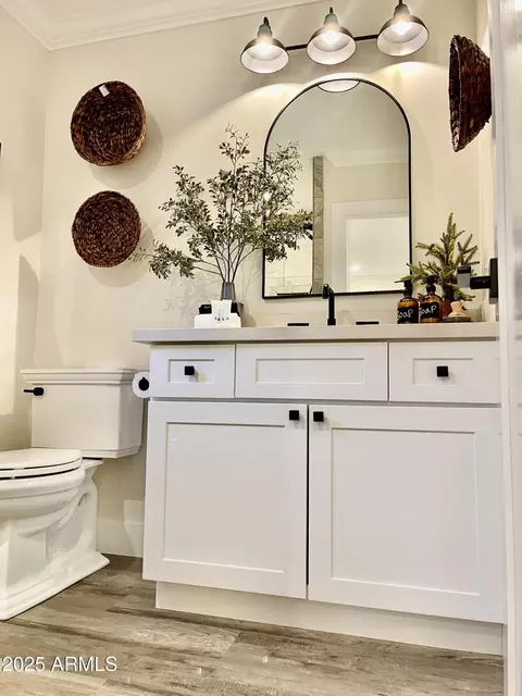 Bath - 6841 W Bradshaw Dr, Pine, AZ 85544 photo 2 of 4