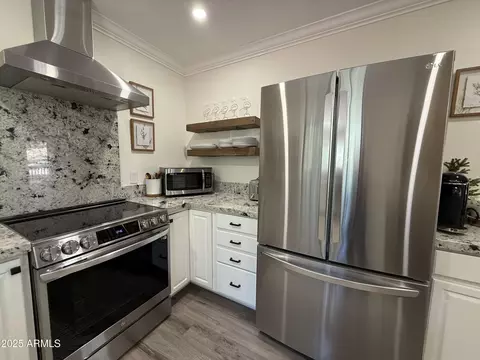 Kitchen - 6841 W Bradshaw Dr, Pine, AZ 85544 photo 6 of 6