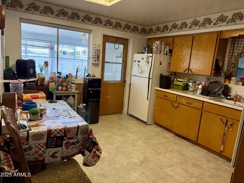 Kitchen - 5225 E Butte St, Mesa, AZ 85205 photo 3 of 3