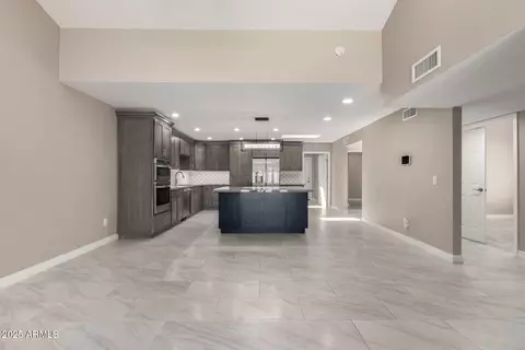 624 E State Ave, Phoenix, AZ 85020 photo 8