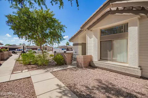 2201 N Comanche Dr #1080, Chandler, AZ 85224