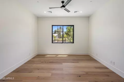 4456 Earll Dr, Phoenix, AZ 85018 photo 25