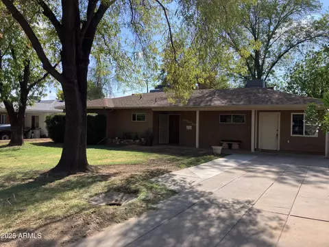Other - 6750 N 11th Pl, Phoenix, AZ 85014 photo 3 of 17