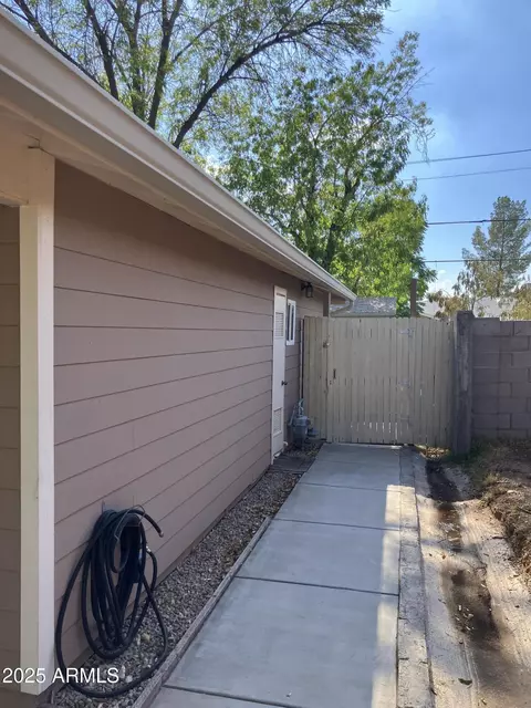 Other - 6750 N 11th Pl, Phoenix, AZ 85014 photo 4 of 17