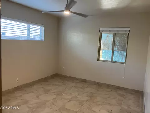 Bedroom - 6750 N 11th Pl, Phoenix, AZ 85014 photo 2 of 2