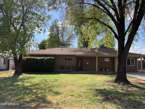 6750 N 11th Pl, Phoenix, AZ 85014