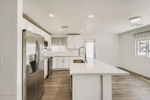 8110 E 4th Ave, Mesa, AZ 85208 photo 6