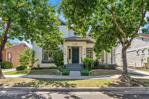 1368 S Mulberry St, Gilbert, AZ 85296