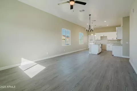 14951 S Capistrano Rd, Arizona City, AZ 85123