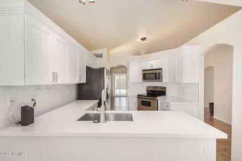 Kitchen - 7123 E Jacob Ave, Mesa, AZ 85209 photo 2 of 3