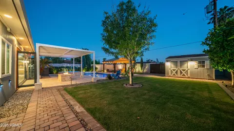 Exterior - 1363 E Mitchell Dr, Phoenix, AZ 85014 photo 5 of 7