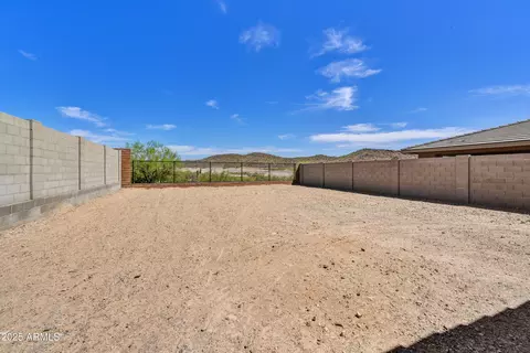 13294 W Eagle Feather Rd, Peoria, AZ 85383
