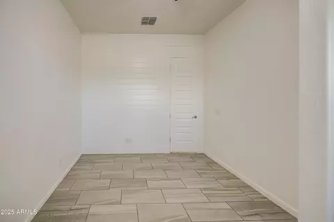 10557 E Sebring Ave, Mesa, AZ 85212 photo 5