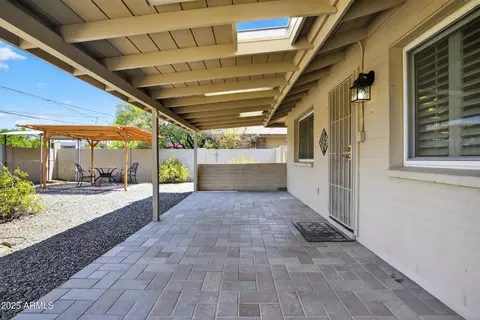 Exterior - 1216 E Wesleyan Dr, Tempe, AZ 85282 photo 5 of 7