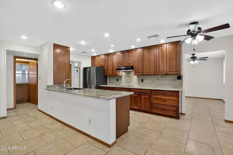 Kitchen - 1216 E Wesleyan Dr, Tempe, AZ 85282 photo 4 of 4