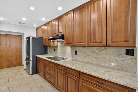 Kitchen - 1216 E Wesleyan Dr, Tempe, AZ 85282 photo 3 of 4