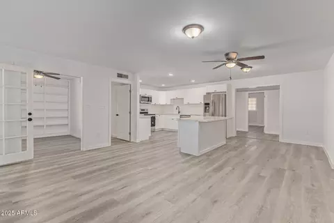 1430 W Maddock Rd, Phoenix, AZ 85086 photo 12