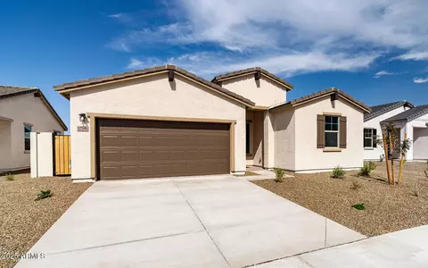 17595 N Bolerno Dr, Maricopa, AZ 85138