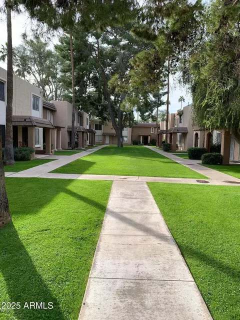 Exterior - 7126 N 19th Ave #103, Phoenix, AZ 85021 photo 1 of 5