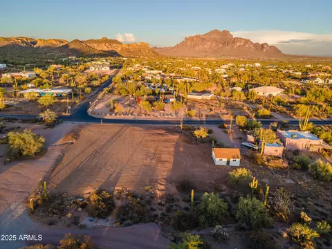 5374 N Wolverine Pass Rd #-, Apache Junction, AZ 85119