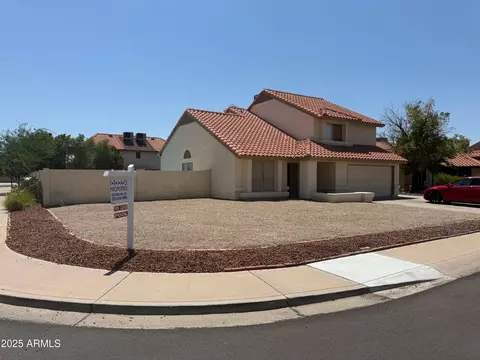 7537 W Dreyfus Dr, Peoria, AZ 85381