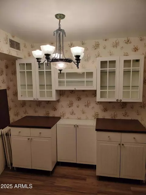 13442 N Emberwood Dr, Sun City, AZ 85351