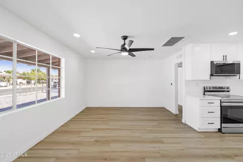 5802 S 34th Pl, Phoenix, AZ 85040 photo 6