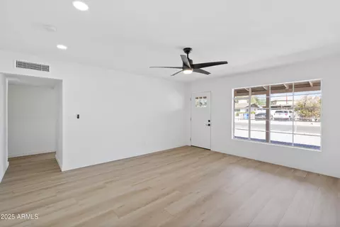 5802 S 34th Pl, Phoenix, AZ 85040 photo 12