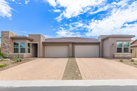3261 Maverick Dr, Wickenburg, AZ 85390