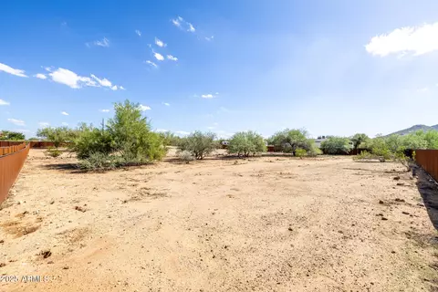 Exterior - 1807 W Joy Ranch Rd, Phoenix, AZ 85086 photo 11 of 11