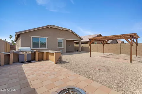 Exterior - 6525 S 4th St, Phoenix, AZ 85042 photo 3 of 7