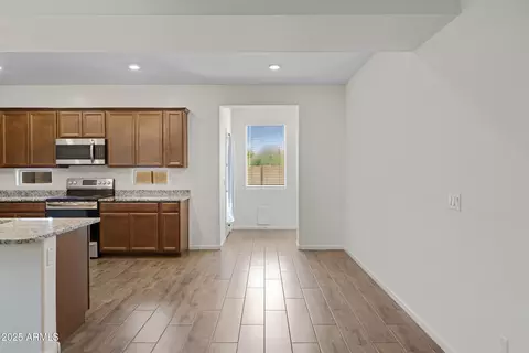 Entry Way - 6525 S 4th St, Phoenix, AZ 85042 photo 1 of 2