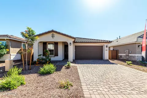 5353 W Las Palmaritas Dr, Glendale, AZ 85302