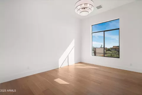 Bedroom - 830 E Steinbeck Dr, Phoenix, AZ 85086 photo 3 of 14