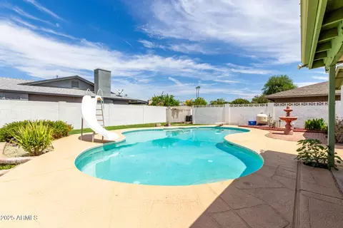 Exterior - 1500 E Julie Dr, Tempe, AZ 85283 photo 2 of 4