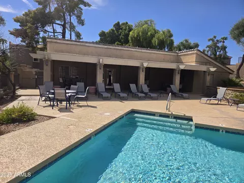 Exterior - 1720 E Thunderbird Rd #2094, Phoenix, AZ 85022 photo 8 of 9