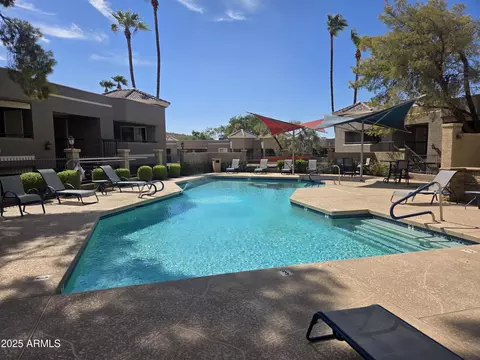 Exterior - 1720 E Thunderbird Rd #2094, Phoenix, AZ 85022 photo 3 of 9