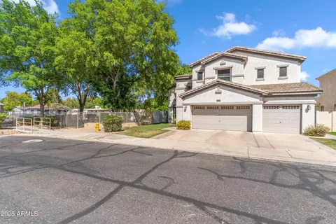 6409 N 11th Dr, Phoenix, AZ 85013
