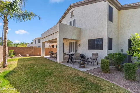 Exterior - 6409 N 11th Dr, Phoenix, AZ 85013 photo 3 of 8