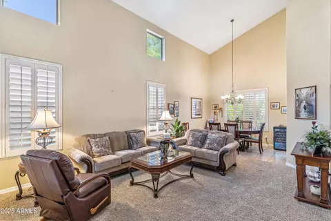 Living - 6409 N 11th Dr, Phoenix, AZ 85013 photo 1 of 2