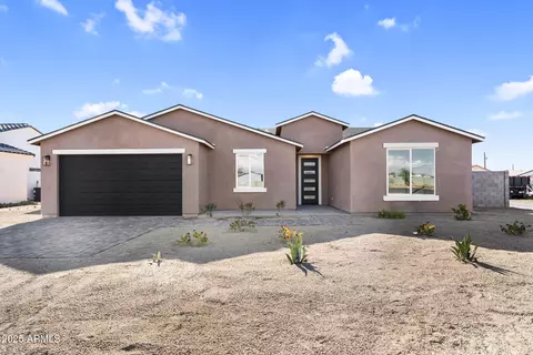 34724 N Surrey Ln, San Tan Valley, AZ 85140